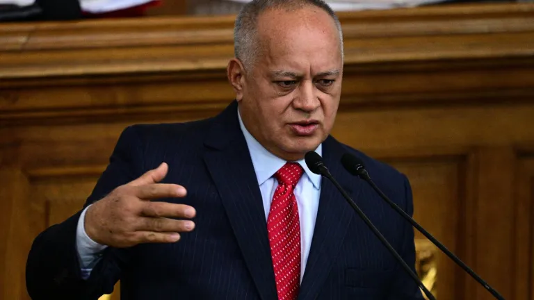 Venezuela niega asedio contra embajada de Argentina