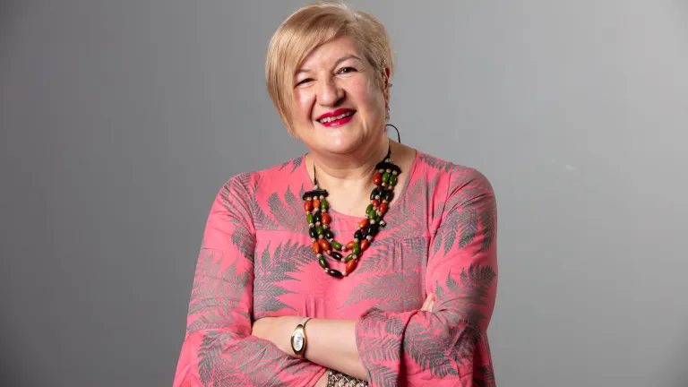 Diana Uribe conversa con Laura Quiceno, editora web de Radio Nacional