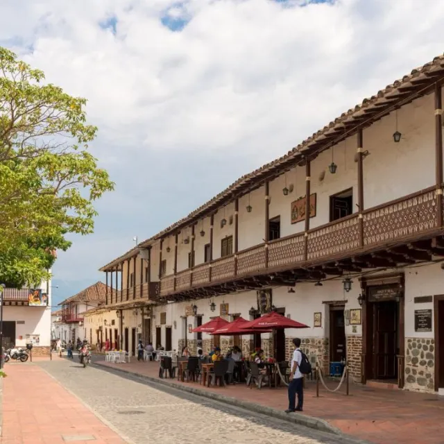 El Candela Festival 2026 se realiza hasta el 4 de octubre en Santa Fe de Antioquia, San Jerónimo y Sopetrán, con gastronomía y cultura.