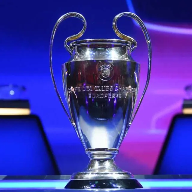 La Champions League disputa una nueva jornada este martes 13 de octubre. Consulta la programación y los partidos destacados, como Atlético de Madrid vs. Manchester United, Bayern Múnich vs. Viking y Galatasaray vs. Barcelona.