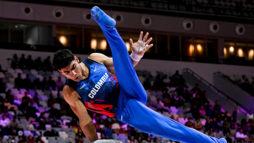 Ángel Barajas gana oro en barras paralelas en la Copa Mundo de Bakú