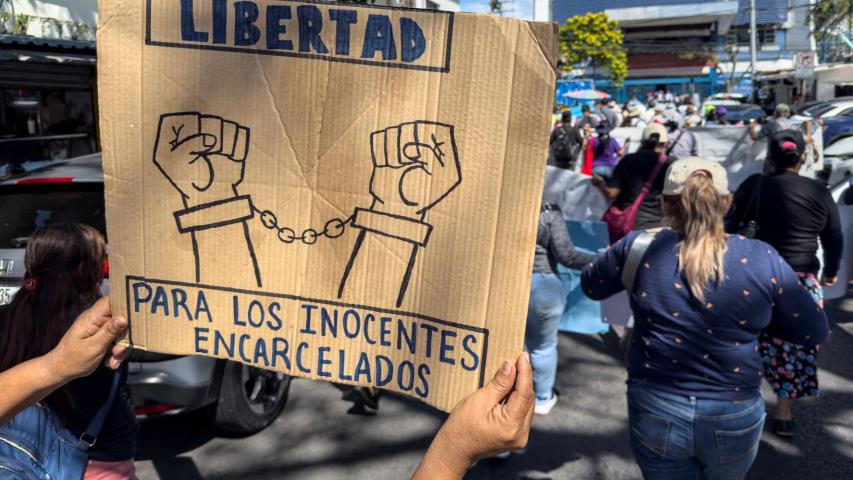 Muertes en cárceles de El Salvador: denuncian 454 fallecidos durante el régimen de excepción