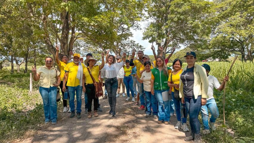 466 hectáreas ligadas al paramilitarismo en Valledupar fueron entregadas a 64 familias campesinas por la Agencia Nacional de Tierras