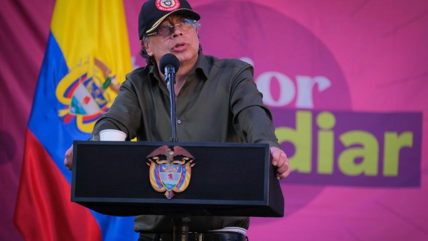 Petro alerta por envío de fentanilo desde Colombia