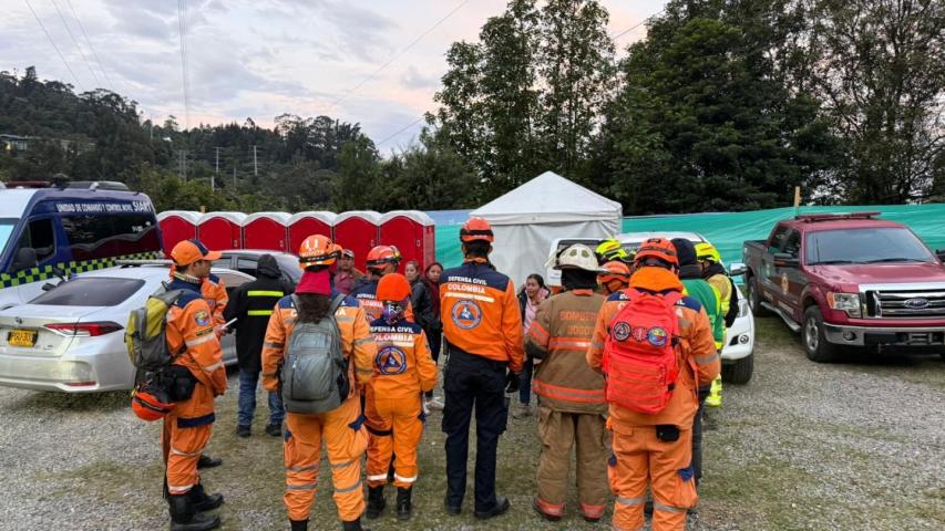 Autoridades continúan búsqueda de siete personas desaparecidas en Monserrate