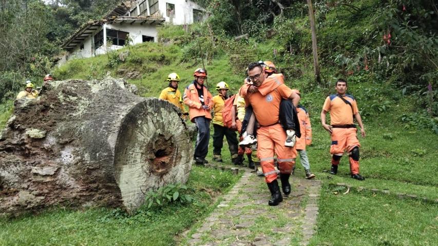 Autoridades encuentran a las siete personas desaparecidas en Monserrate