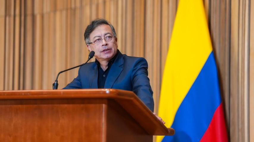 Petro critica hundimiento de ley en medio de crisis en Córdoba