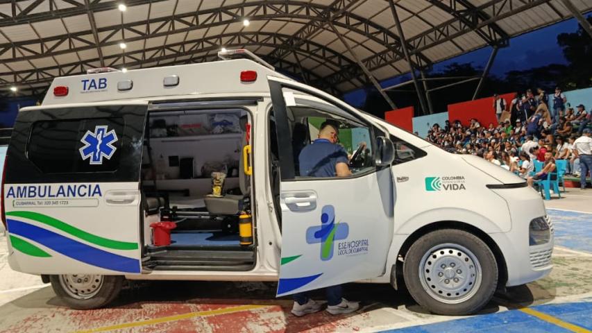 Gobierno entrega 10 ambulancias en el Meta