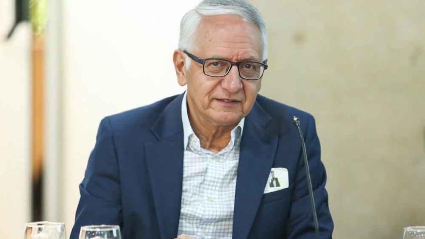 Ministro de Salud denuncia presunto desvío de recursos en AsmetSalud por fallos judiciales en Antioquia