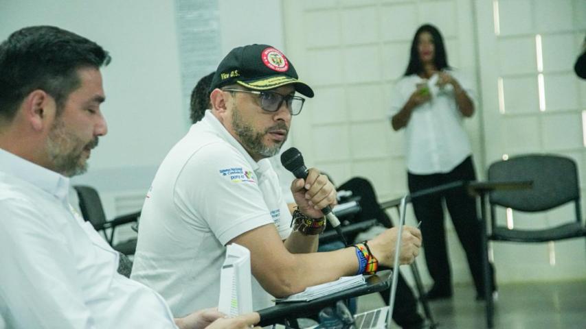 Gobierno logra acuerdo y se levanta paro minero en Bajo Cauca