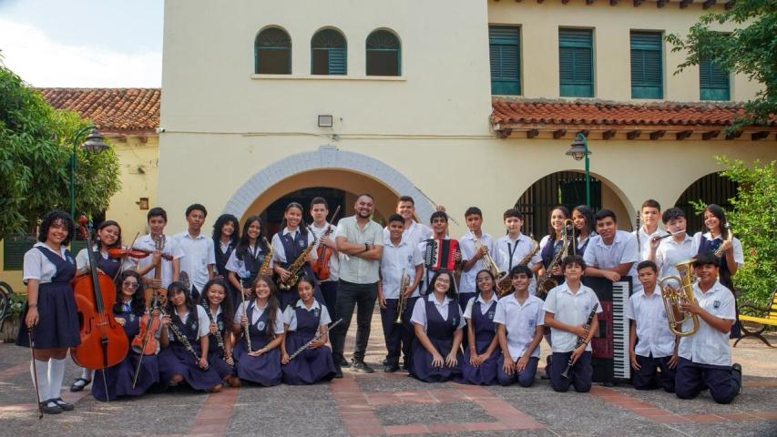 Niños Loperena Olvídala Binomio de Oro