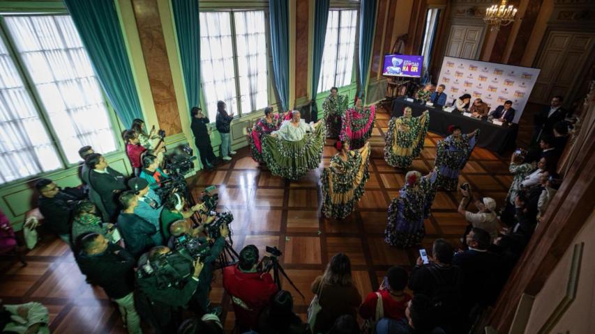 Petro otorgará subsidio mensual de $230.000 a más de 50.000 artistas mayores