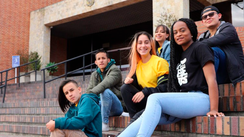 Jóvenes, redes sociales y desinformación: los factores que marcarán las elecciones presidenciales
