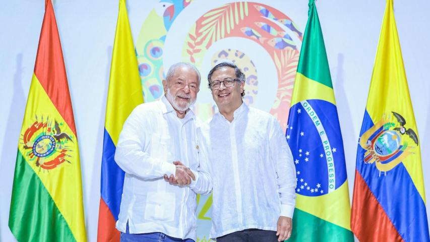 Presidente Petro aclara que en su llamada con Lula acordaron promover la paz en medio oriente