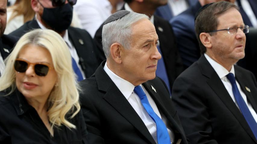 Netanyahu, requerido por la CPI por presuntos crímenes de guerra y de lesa humanidad contra Palestina, informó que el cáncer fue detectado en fase temprana y tratado sin metástasis ni secuelas. 