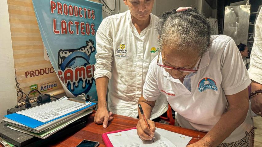 Mujeres en Arjona, Cesar, reciben 109 hectáreas de tierra