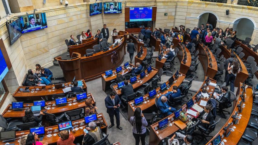 Debate Senado: vivienda digna y dinero olvidado en juzgados